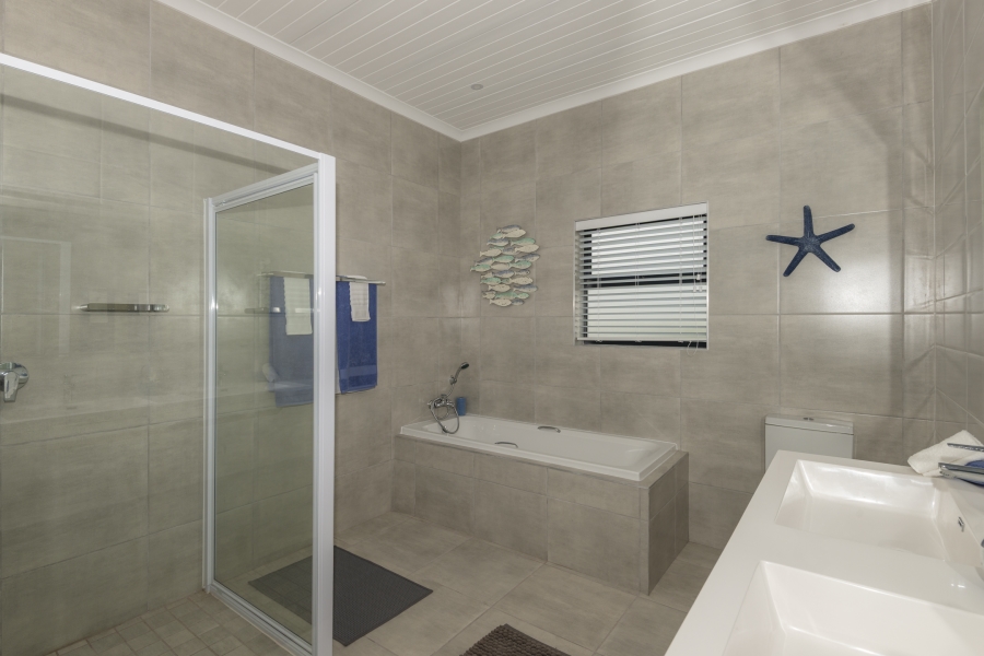 3 Bedroom Property for Sale in Laaiplek Western Cape